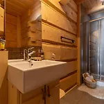 Apartment Willa Olsza Wood House & Mountain View & Sauna