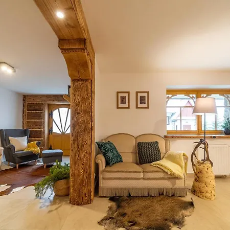Olsza Wood House & Mountain View & Sauna 公寓 *