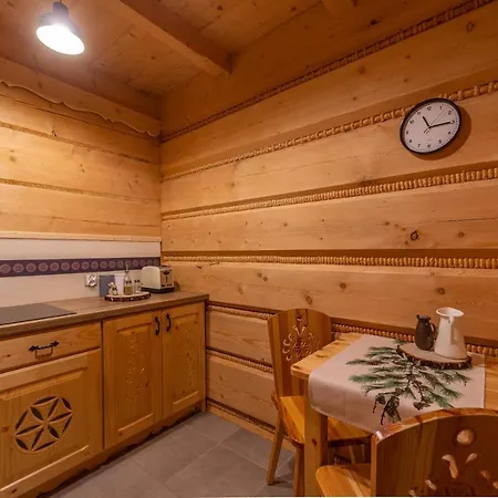 شقة Olsza Wood House & Mountain View & Sauna *