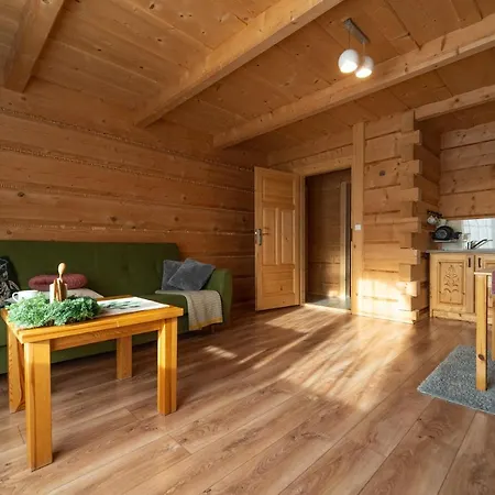 Olsza Wood House & Mountain View & Sauna 아파트